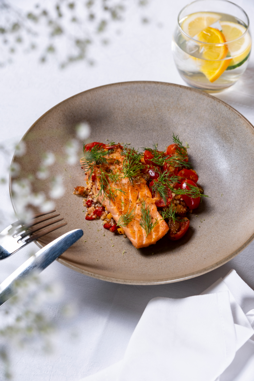 Photo - La Carte A l'Epicerie Chantilly Saumon sauce vierge Seminaires PE2024 2 Salmon in virgin sauce Seminars PE2024 2